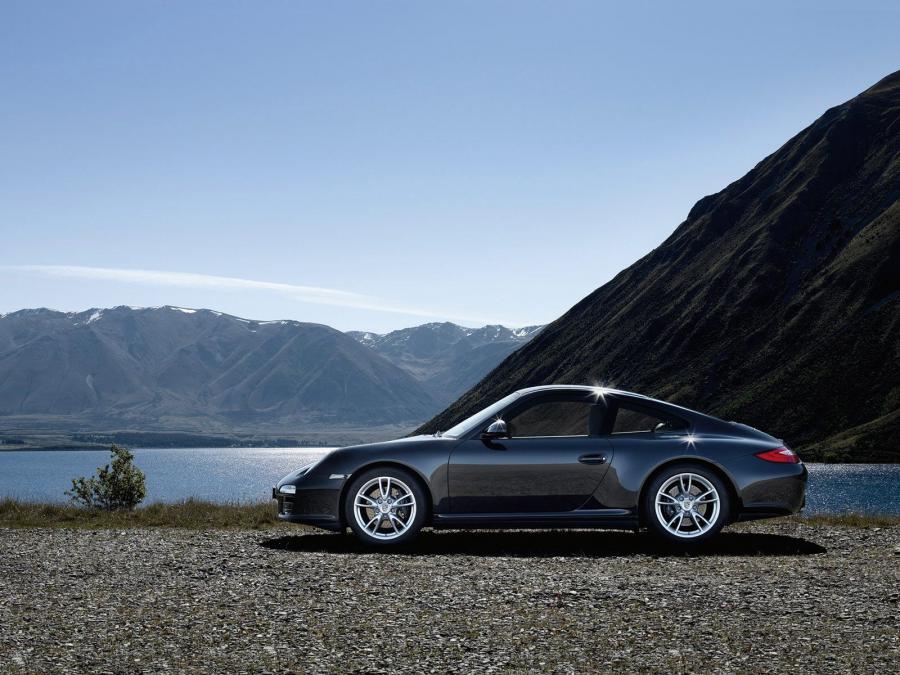  Porsche 911 Carrera 4 2009 года  (фото 19 из 26)